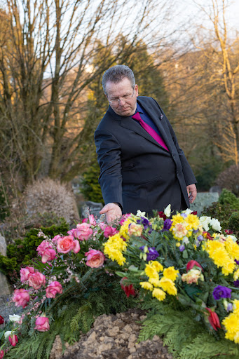 Markus Saxert - Ihr Trauerredner aus dem Bergischen Land für NRW - Thumbnail