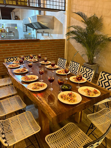 Savora Restaurante-bar-café-hotel