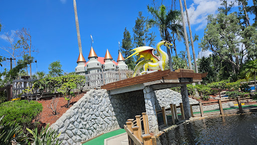 Castle Golf - Visual