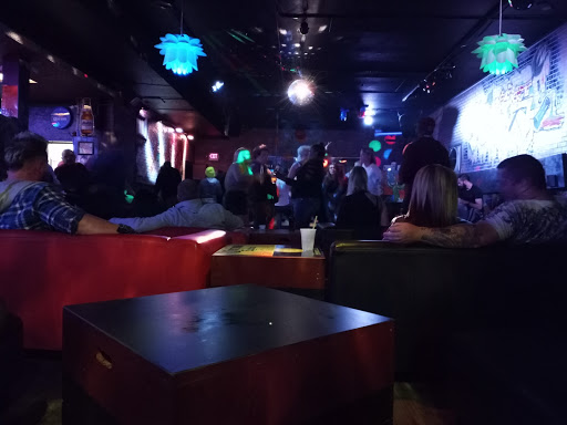 Mik's - Visual
