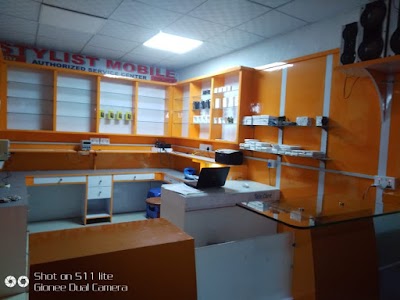 electronics-store