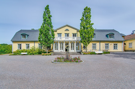 Munkedals Herrgård Sörbygdsvägen 1, 455 33 Munkedal, Sverige