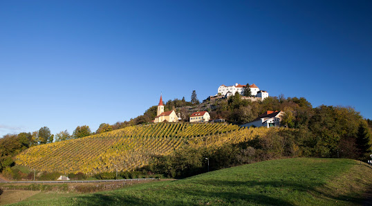Weingut Winkler-Hermaden Kapfenstein 106, 8353 Kapfenstein, Österreich