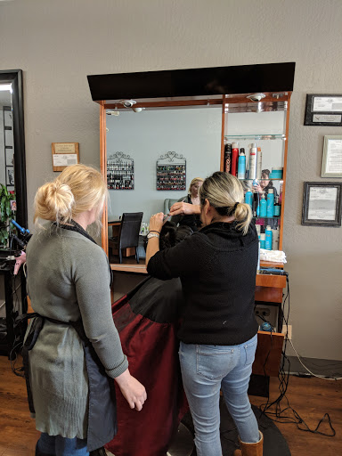 Luna's Beauty Salon - Thumbnail