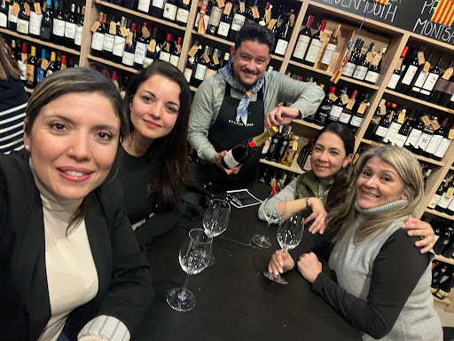 Buenos Vinos - Visual