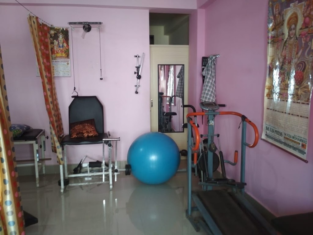 Physiotherapy Clinic With Message Chair By Ashis Maity