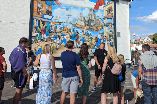 historical walking tours