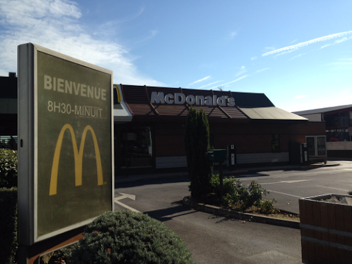 Photo 1 - Burger King