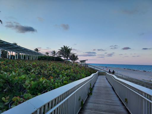 Ocean Front Beach Park Gallery - United States