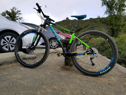 Larkspur Bike Shop - Thumbnail