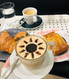 Photo n°3 de Maison Collobert à Huelgoat (Boulangerie)