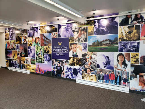 Husky Hall - Visual