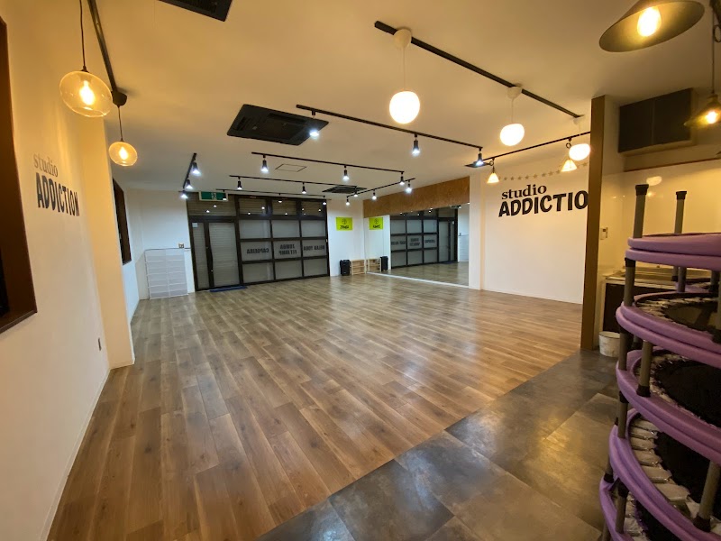 studio ADDICTION スタジオ アディクション