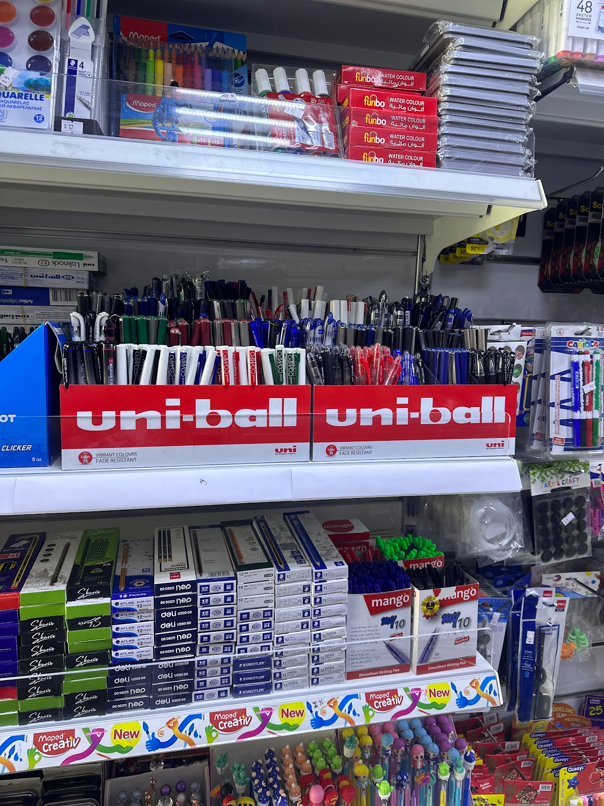 مكتبة دبي للتوزيع - فرع بن سوقات - صورة 3