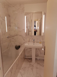 Photo n°28 de FARAG PEINTURE à Malakoff (Peintre en bâtiment)