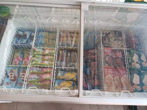 Kaew. Mini mart