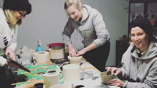 Ceramic Studio - Visual