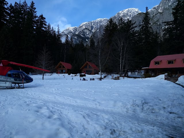 Tweedsmuir Park Lodge