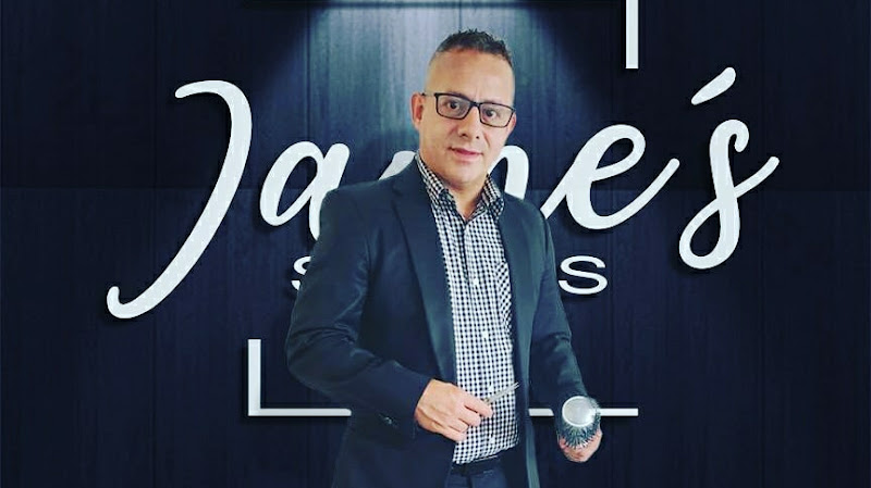 James styles hair salón