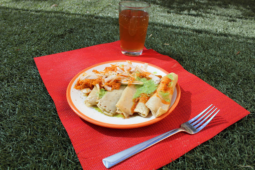 Tacos de Canasta Capuleto ( Cocina Sur)