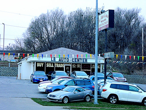 Le Auto Center
