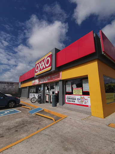 Gasolinera La Raya