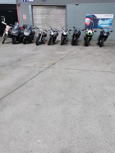 Iván Motor - Visual