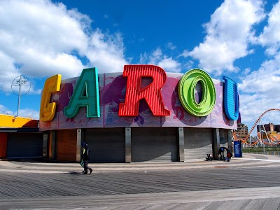 B&B Carousell