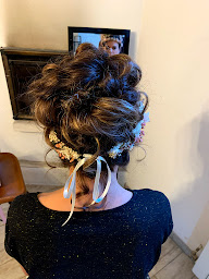 Photo n°31 de Salon de coiffure by Violaine Aix En Provence - Produit Végétalement Provence (sur RDV uniquement) à Aix-en-Provence (Salon de coiffure)