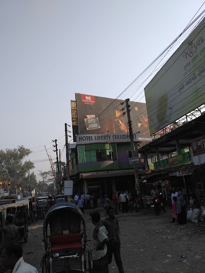 Photos of Mojompur Bus Terminal