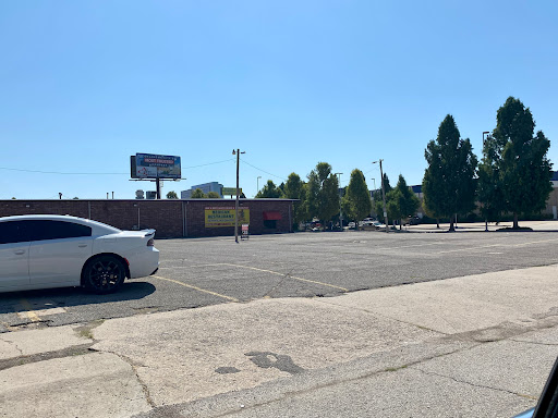 511 W Reno Ave Parking - Thumbnail