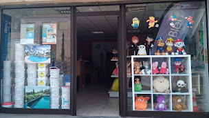 Photo n°1 de PELUCHES LICENCES à Carnoux-en-Provence (Magasin de jouets)