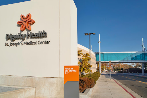 Emergency Room at Dignity Health - St. Joseph's Medical Center - Thumbnail