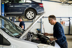 Photo n°3 de La Maison du Pneu - Mayenne - Groupe SOFRAP à Mayenne (Magasin de pneus)