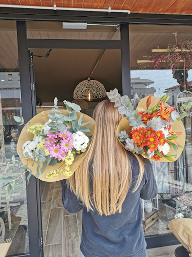 Jessica Design Flowers - Thumbnail