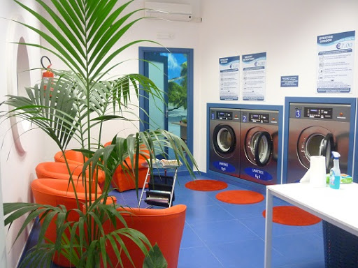 Acqua Clean Lavanderia Self Service Ostuni - Thumbnail