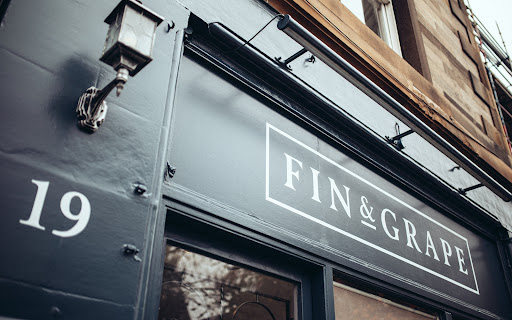 FIN & GRAPE - Thumbnail