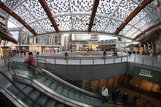 Gae Aulenti Associated Architects