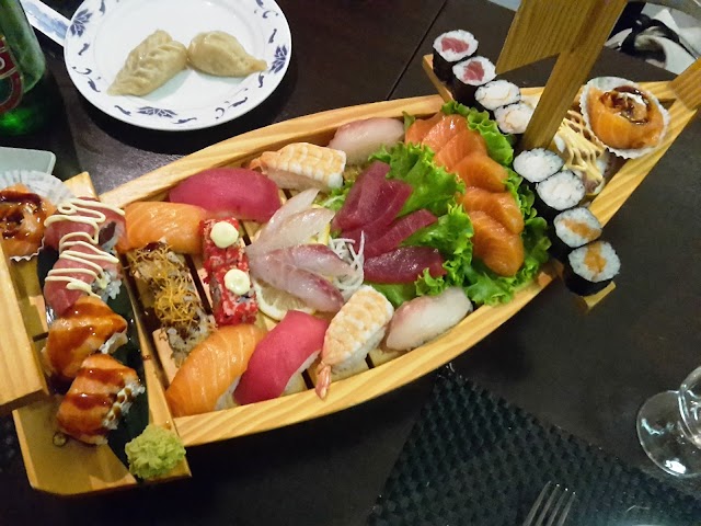 Asia Fusion Sushi