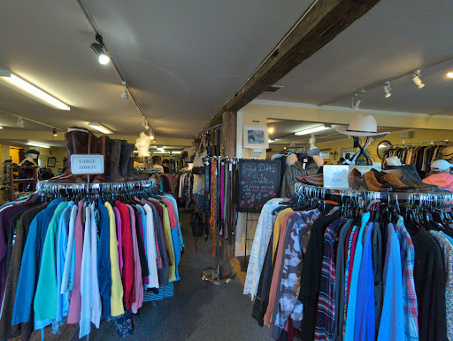 Creative Consignments - Visual