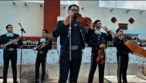 Mariachi Sabor a México SLP