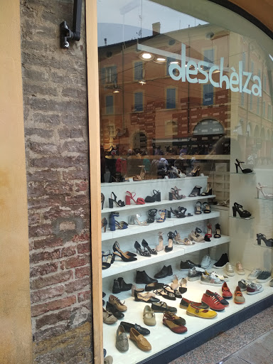 Deschelza - Visual