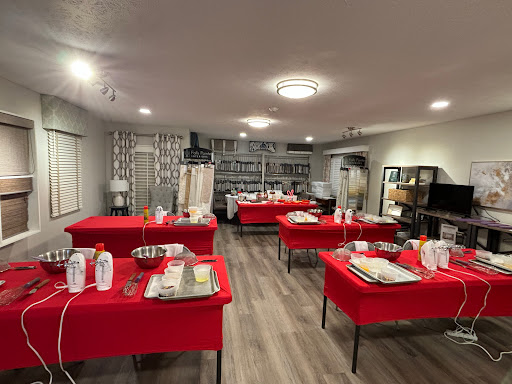 Annie's Signature Sweets Baking School, Baking classes and camps for kids and adults - Thumbnail