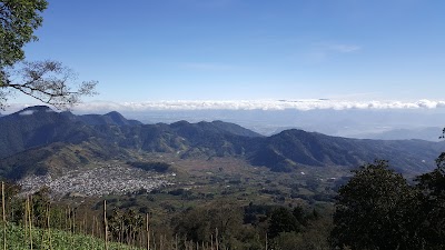 Photos of Half of Volcan