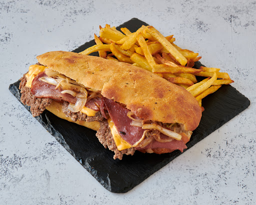 Photo 2 - Eat Station Gourmet