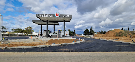 Station essence U - Thumbnail