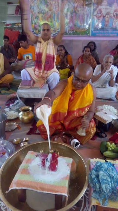 Photos of Shree Shree Nayanta babar Asrom