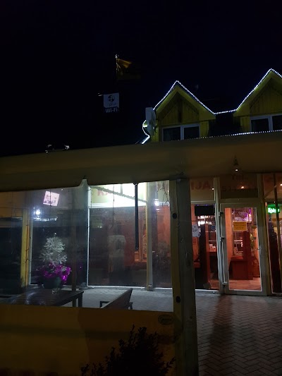 Photos of Yellow Cafe and Motel