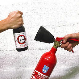 Photo n°11 de Bar & Point de vente officiel de la brasserie Bon Poison - bières & goodies à Metz (Bar)