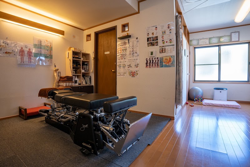 山梨カイロプラクティック整体